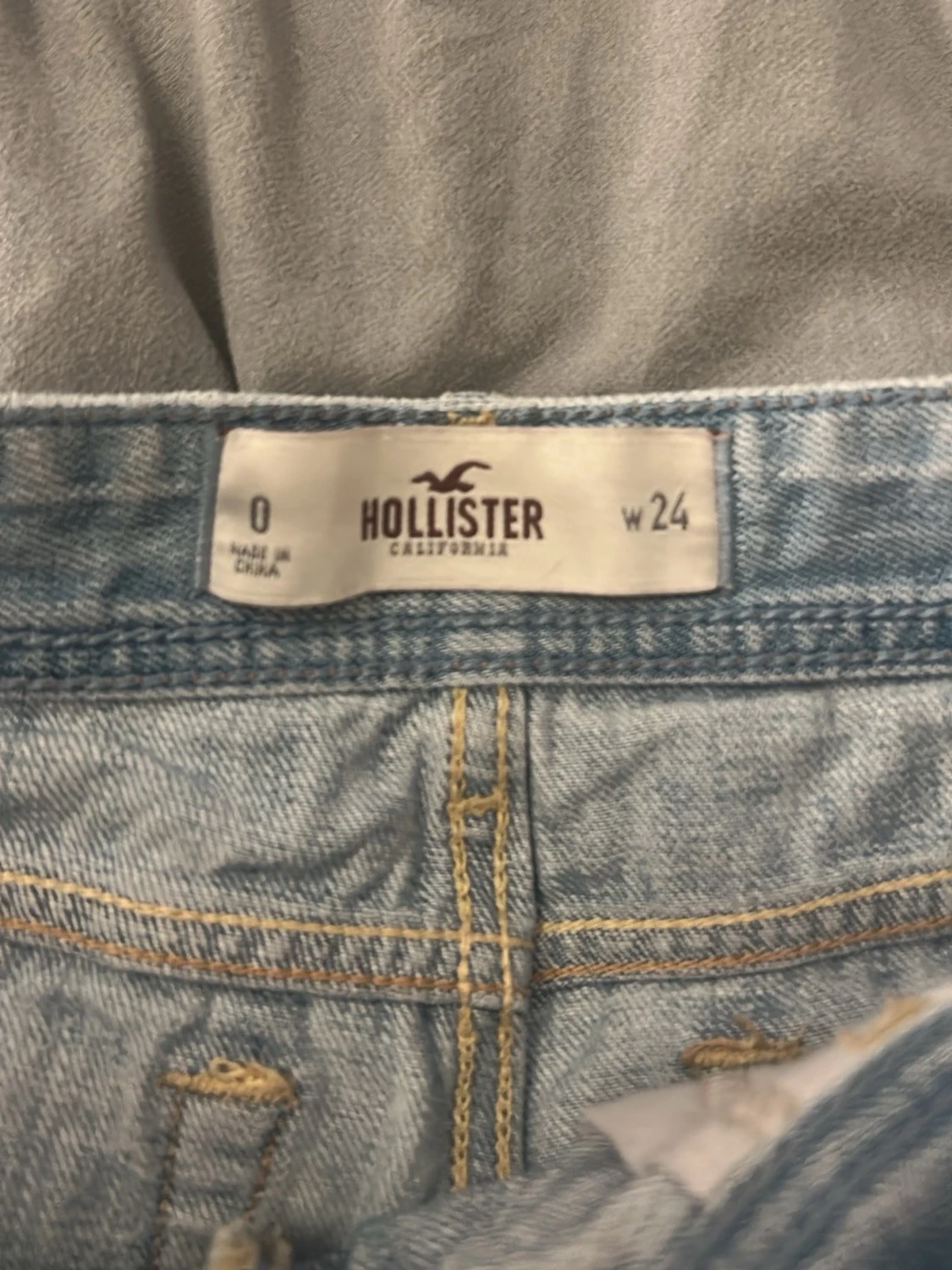 Ljusblå jeansshorts från Hollister - 2