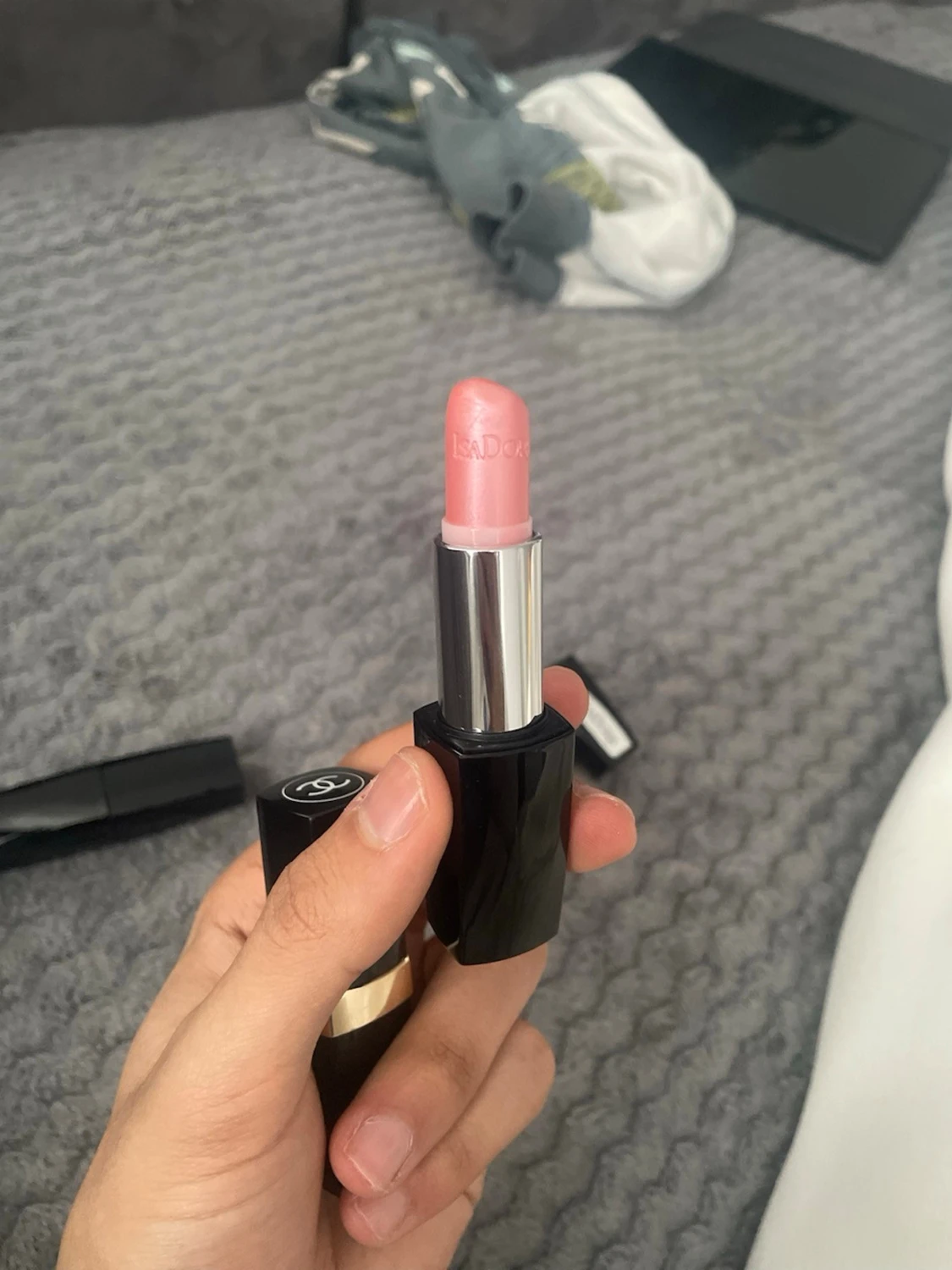 Ljusrosa läppstift från IsaDora - 1