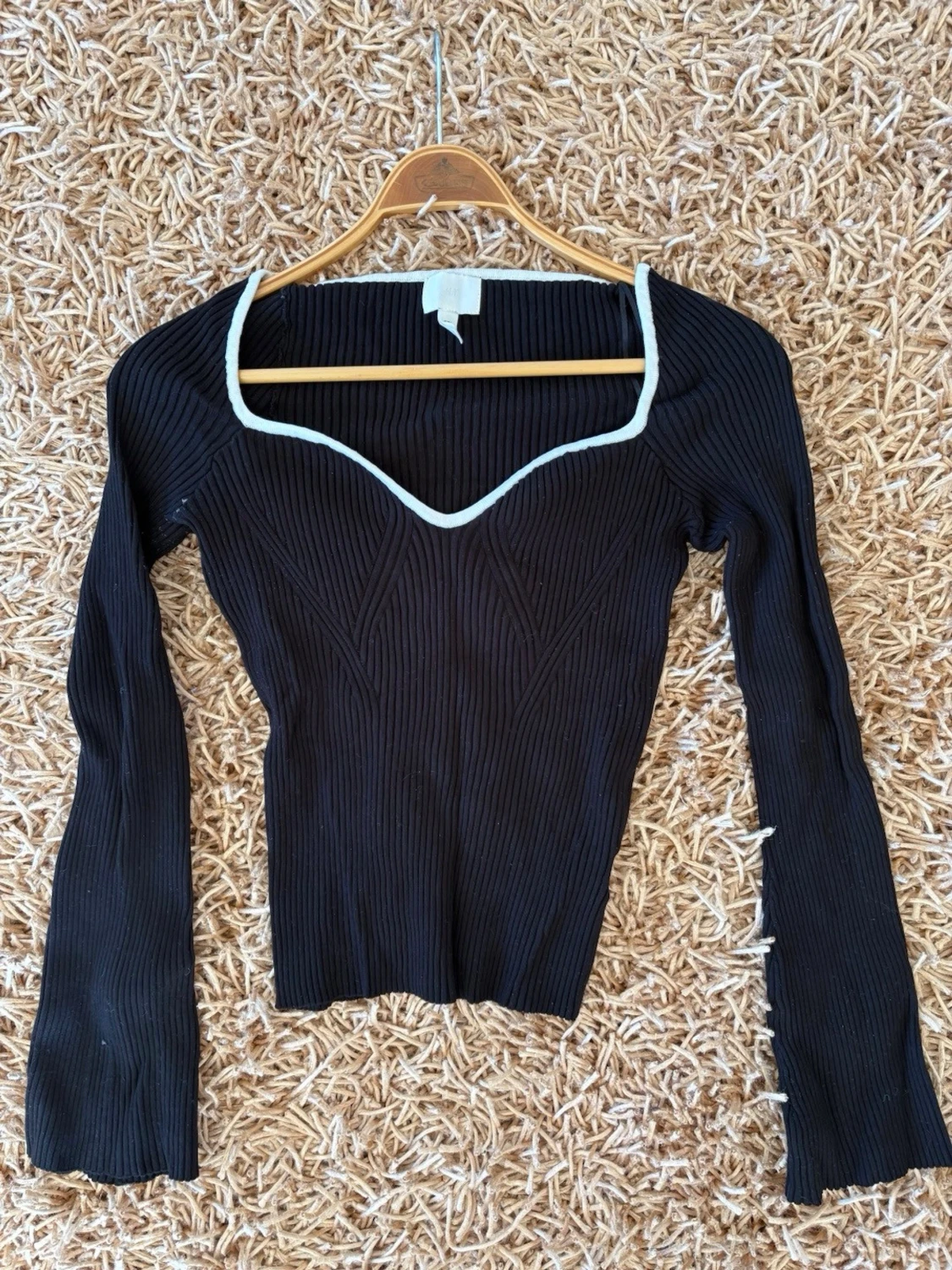 Stickad tröja svart L/M  - 3