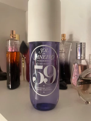 Sol de Janeiro Cheirosa 59 Perfume Mist - Sol de janeiro i stor flaska, aldrig använd. Nypris 450kr