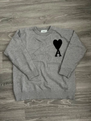 AMI Paris gray knit sweater - Size M, true to size. Very comfortable and great quality