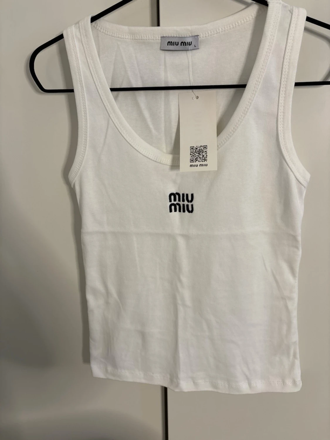 Vit linnetopp från Miu Miu - 2