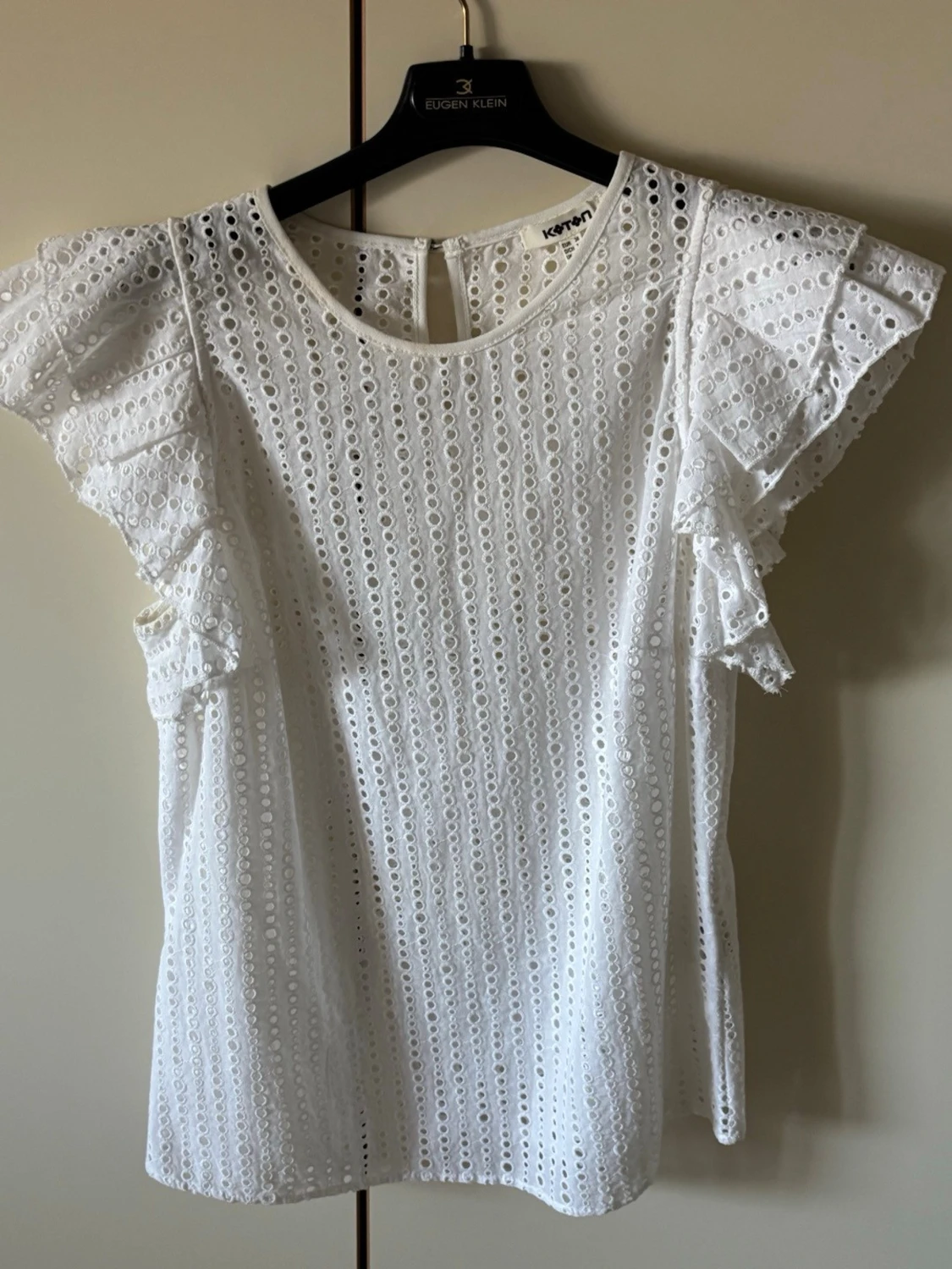 Vit broderad blus från Koton - 2