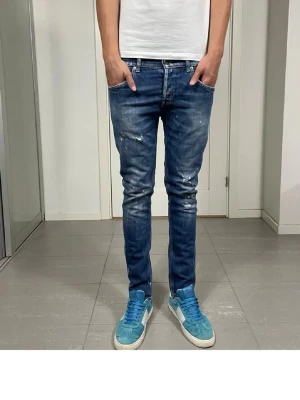 Dondup jeans - Ett par väldigt snygga Dondup jeans, vid frågor eller liknande så skriv på✅