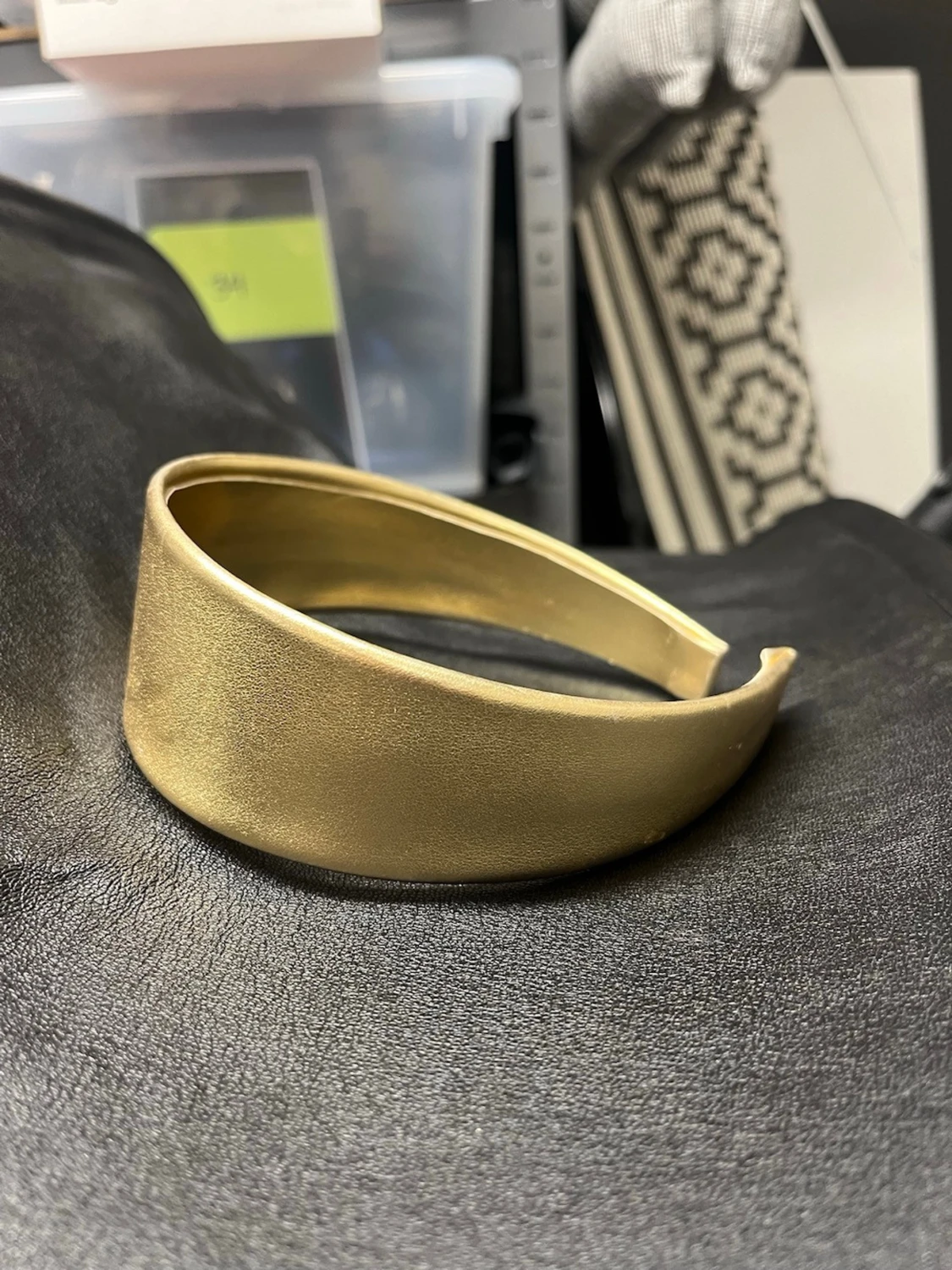 Brett guldigt diadem - 1