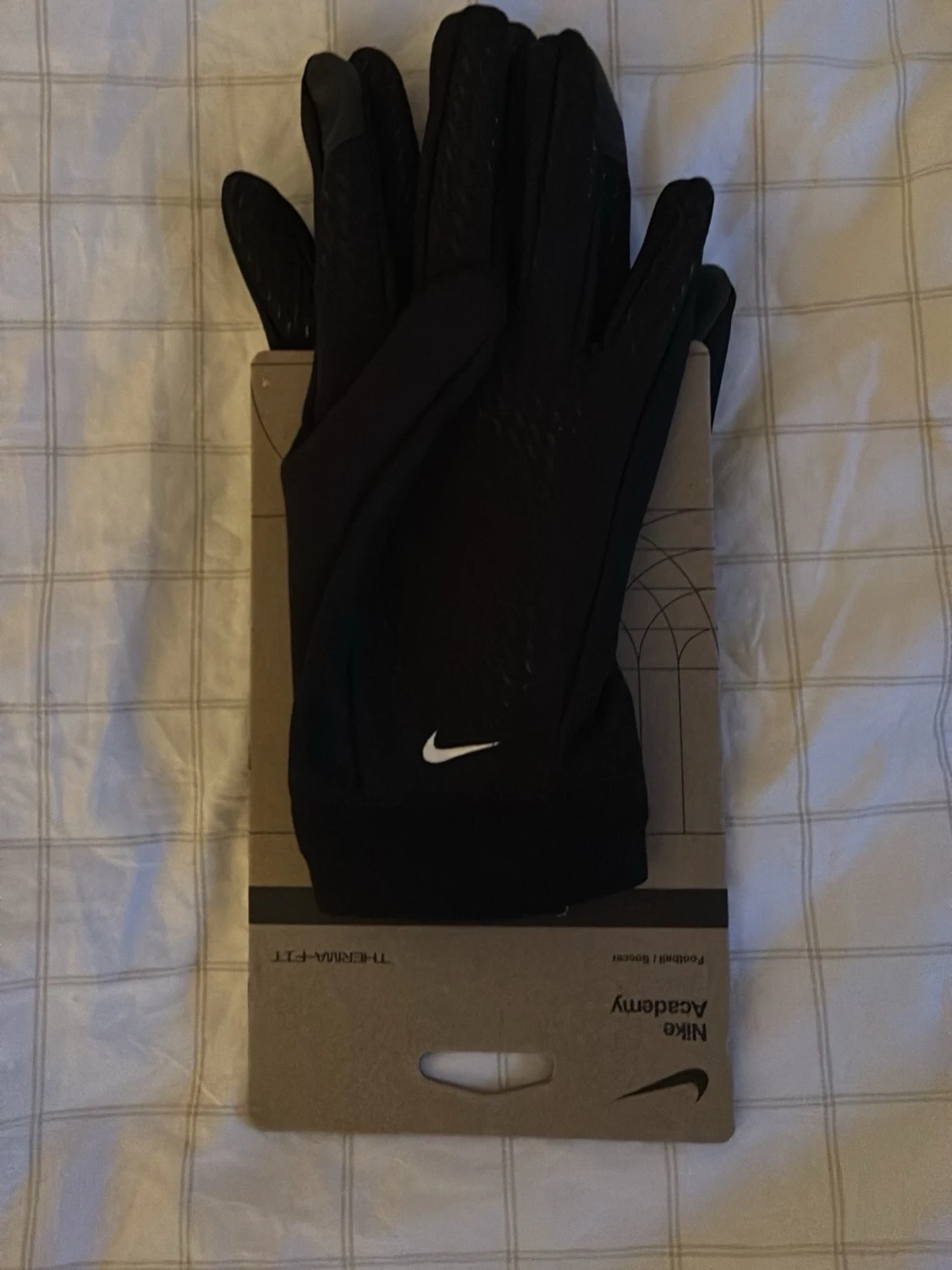 Svarta Nike Therma-Fit handskar - 2