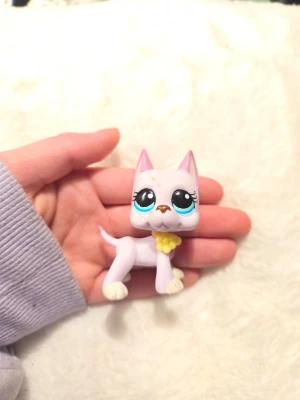 Littlest pet shoo - En äkta grand danois, mycket sälsynt (uppmärksamma att den är lite målad i ansiktet, därav priset).
