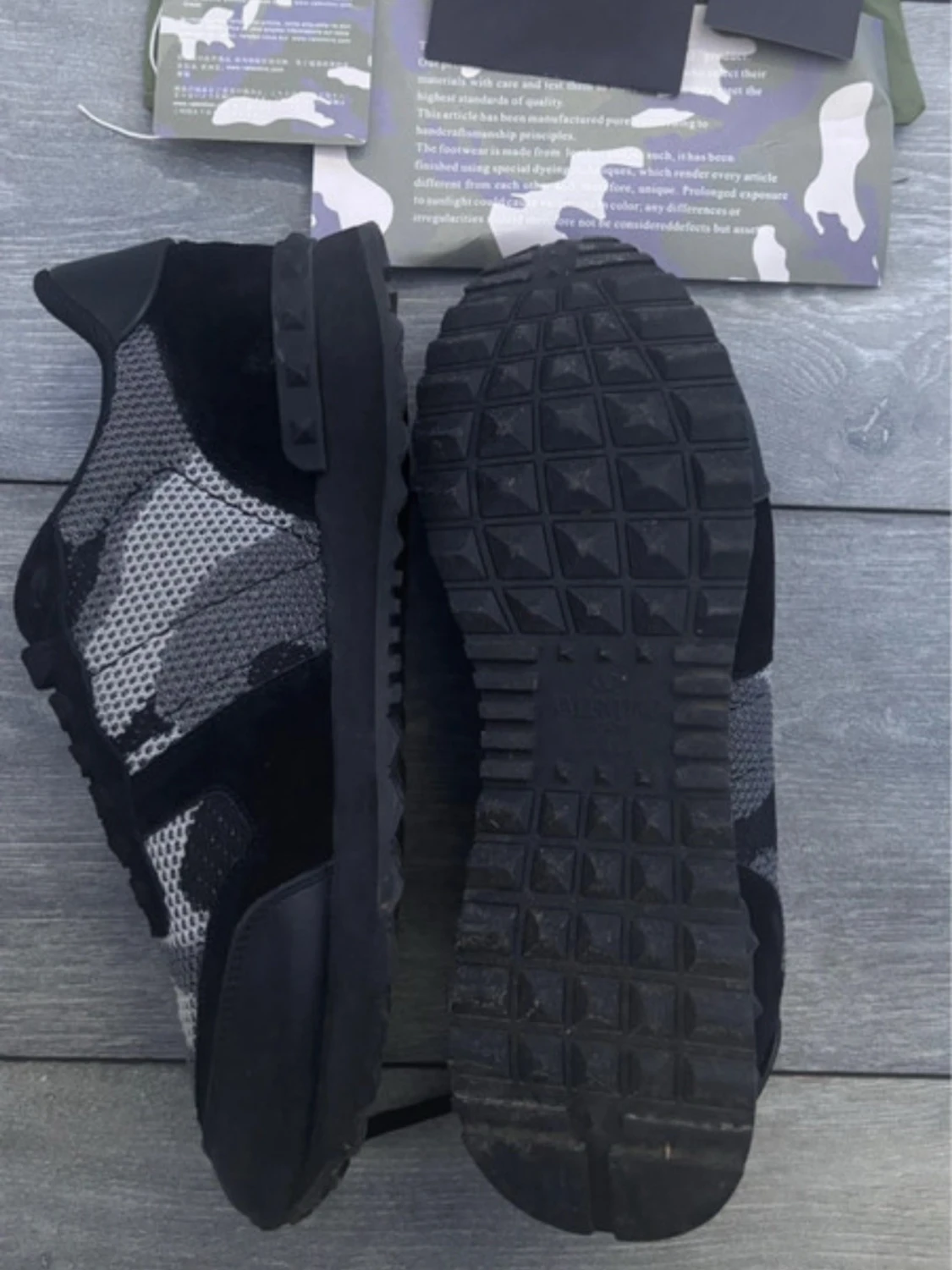 Valentino Garavani camo sneakers - 2