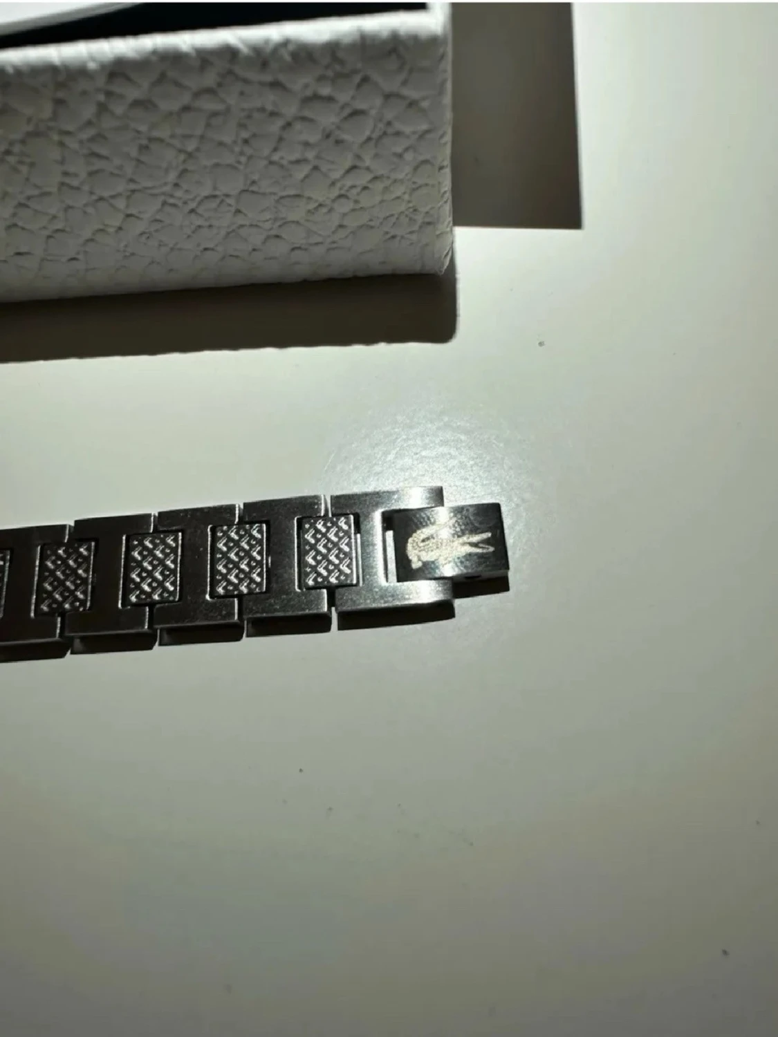 Silverfärgat armband från Lacoste - 1