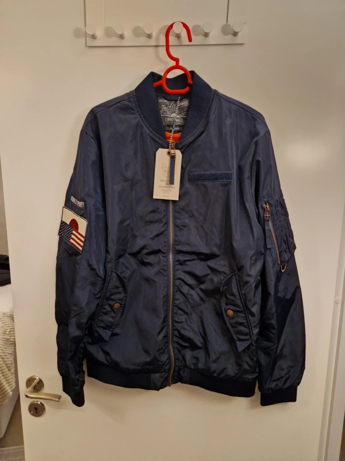 Oanvända Bomberjacka Storlek M