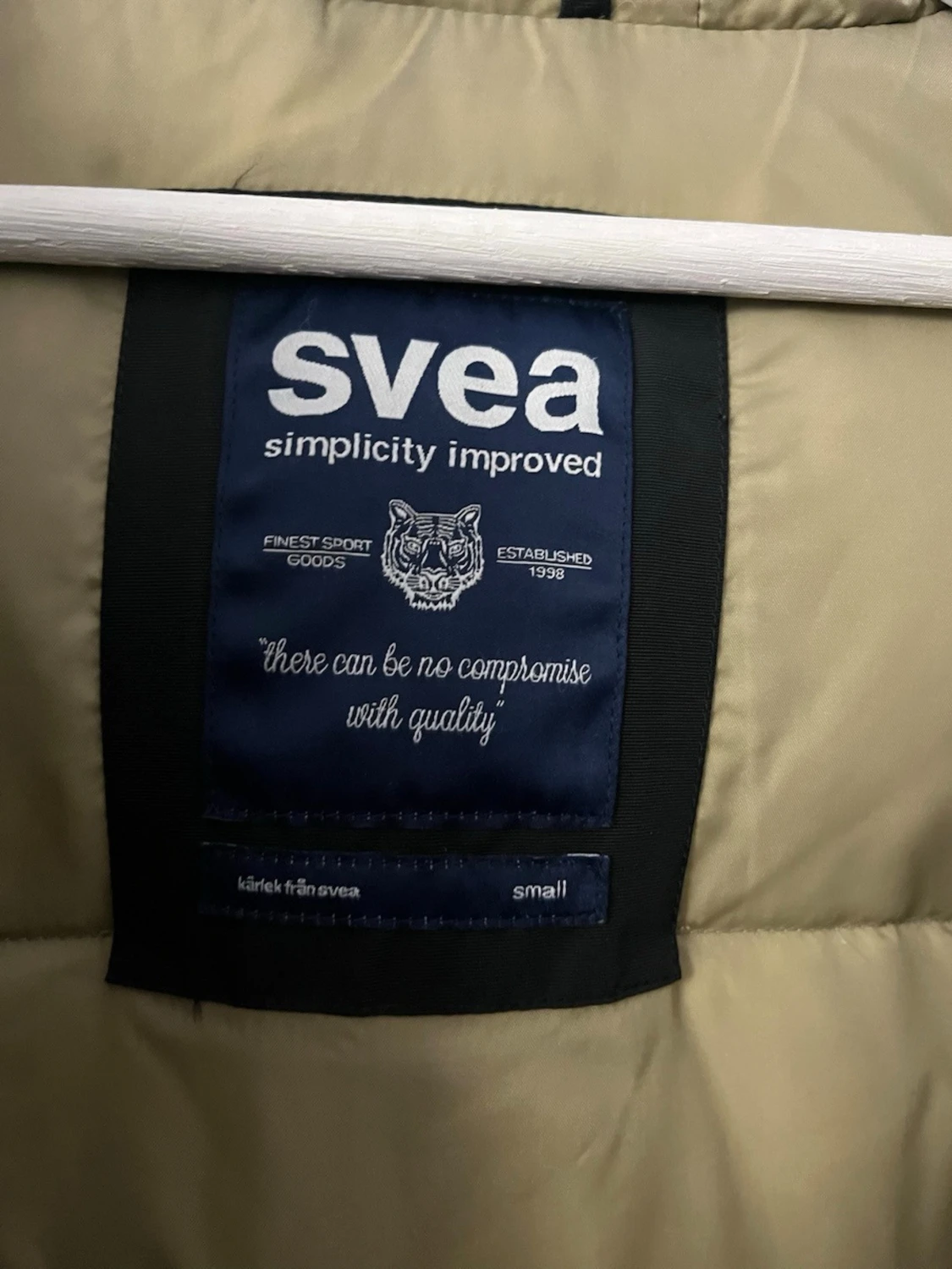 Svart parkas från Svea med fuskpäls - 2