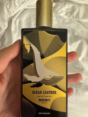 Ocean Leather parfym från Memo Paris - Säljer en Oanvänd 100ml  memo parfym utan box. Jätte god statement doft. Hör av dig vid intresse 