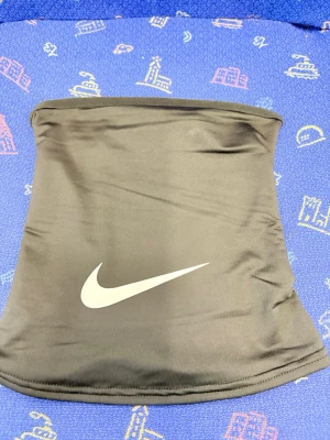 Brun shapewear midjeformare - Säljer en brun shapewear midjeformare i stretchigt material. Modellen är hög i midjan och har släta sömmar för en bekväm passform. Perfekt för att skapa en slät siluett under kläder. Märke ej angivet.