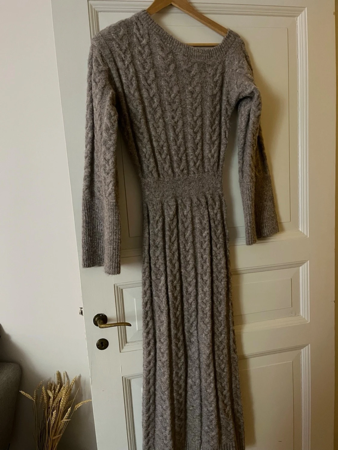 Beige stickad långklänning Adoore - 2