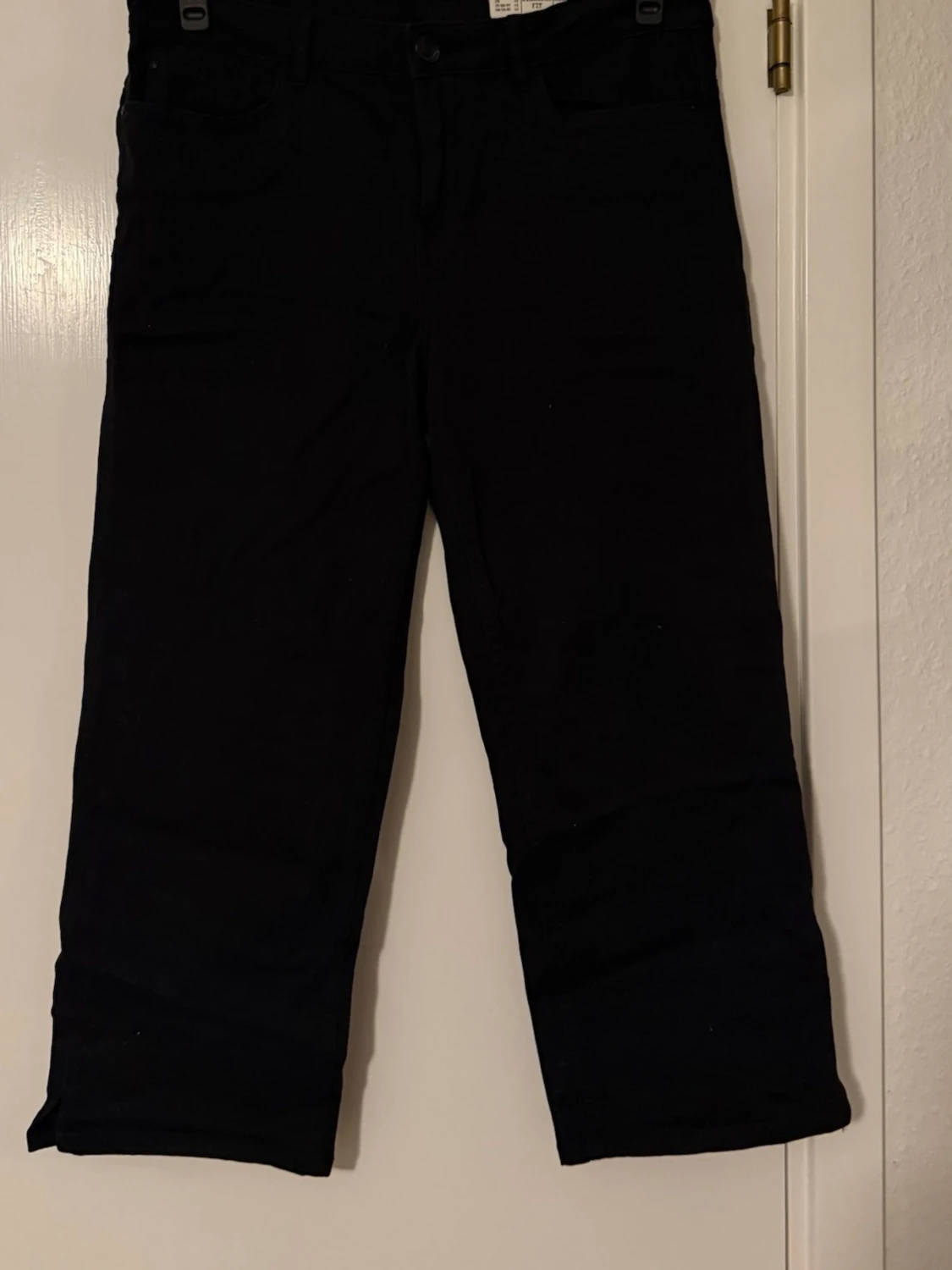 Svarta straight fit 3/4 jeans Esmara