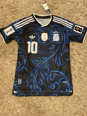 Messi Argentina VM tröja S - Spelar version, world cup patches, Size S