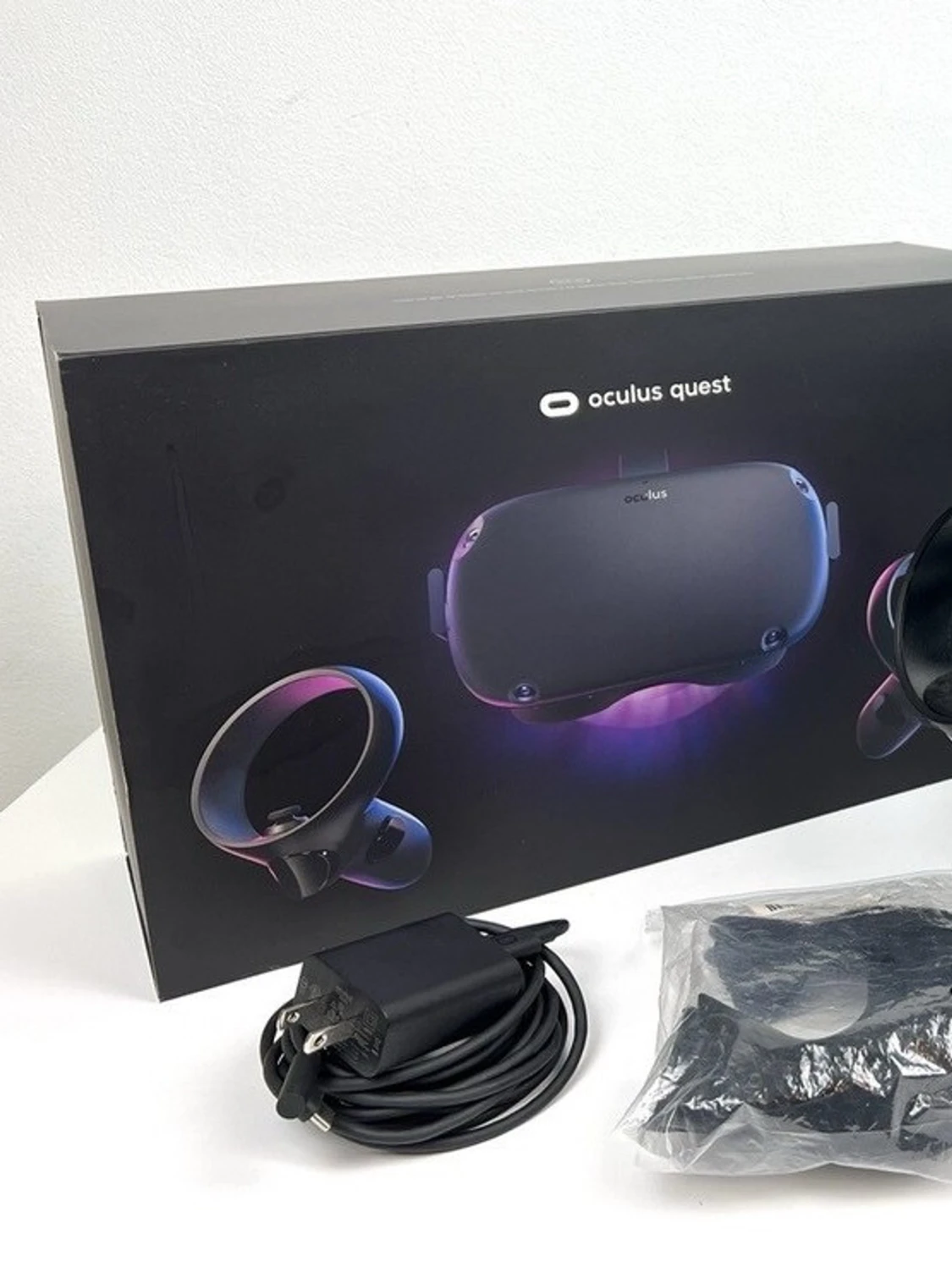 Oculus Quest VR-headset med tillbehör - 1