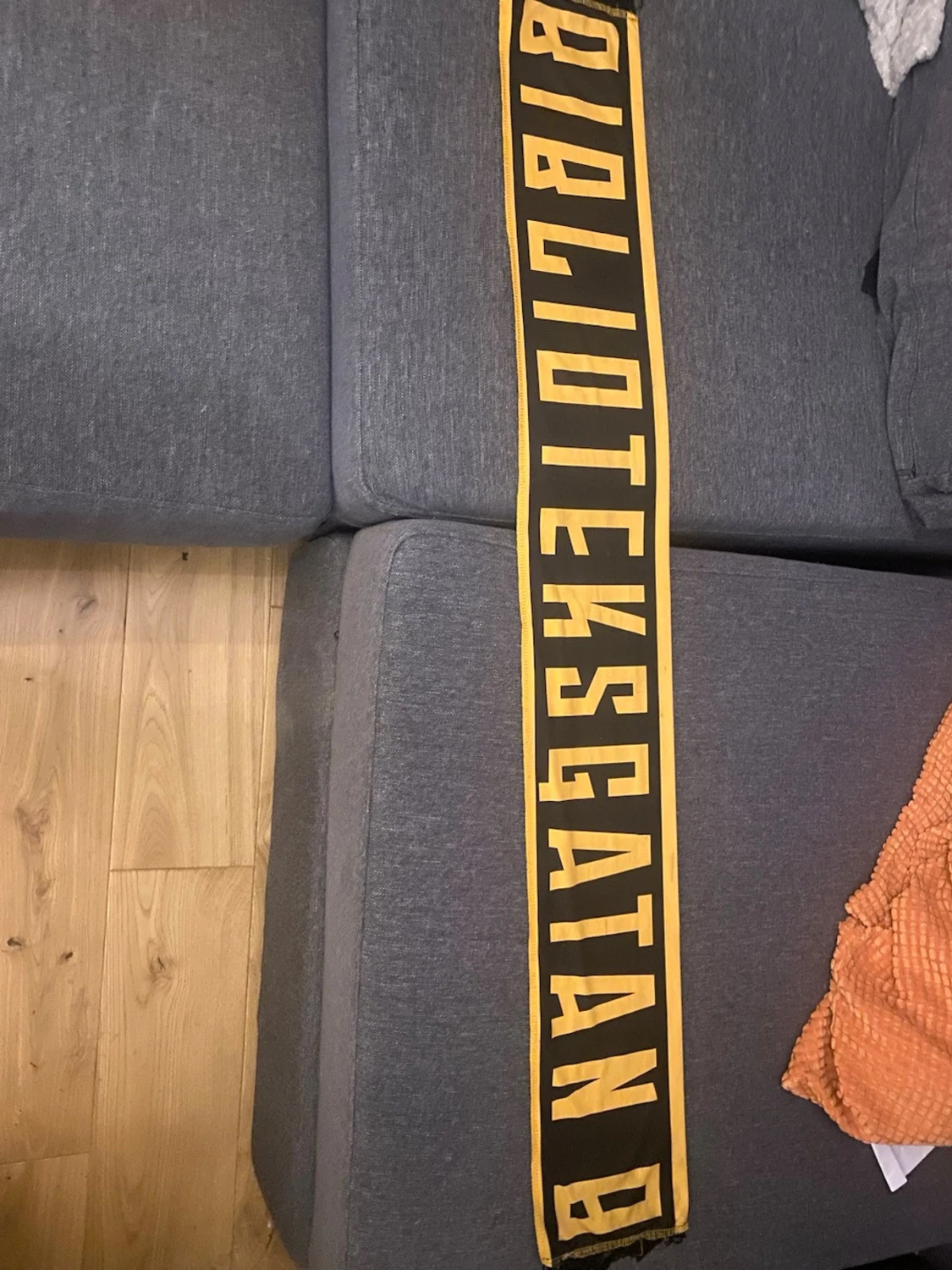 AIK Stockholm halsduk svart/gul - 1