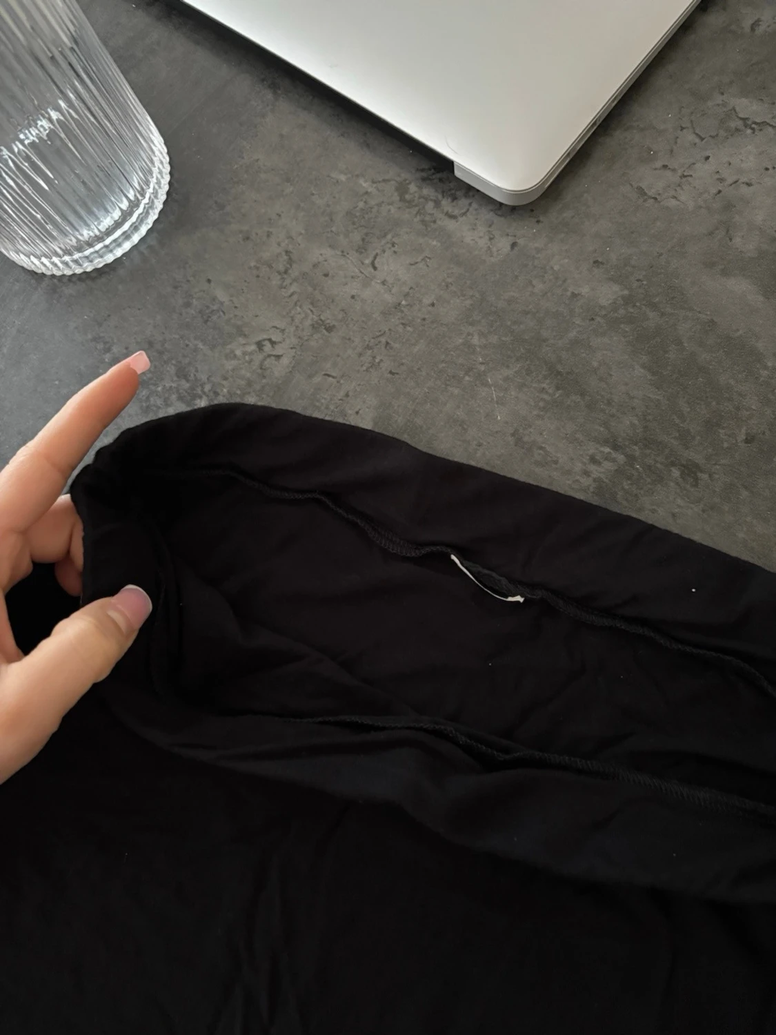 Svart enkel kortkjol - 2