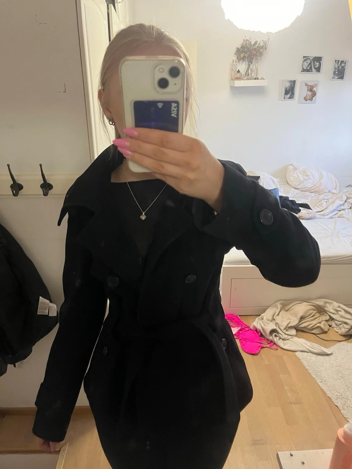 Svart trenchcoat med bälte - 2