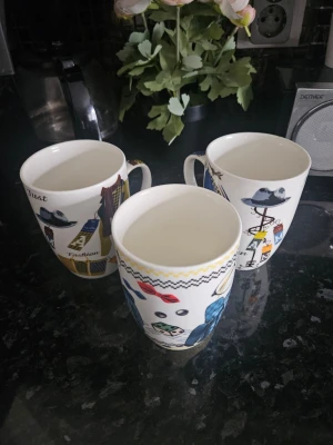 3 ceramic mugs – good condition - Set of 3 mugs Clean and no cracks Nice design Perfect for coffee or tea