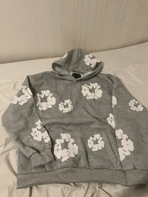 Helt NY hoodie M - M