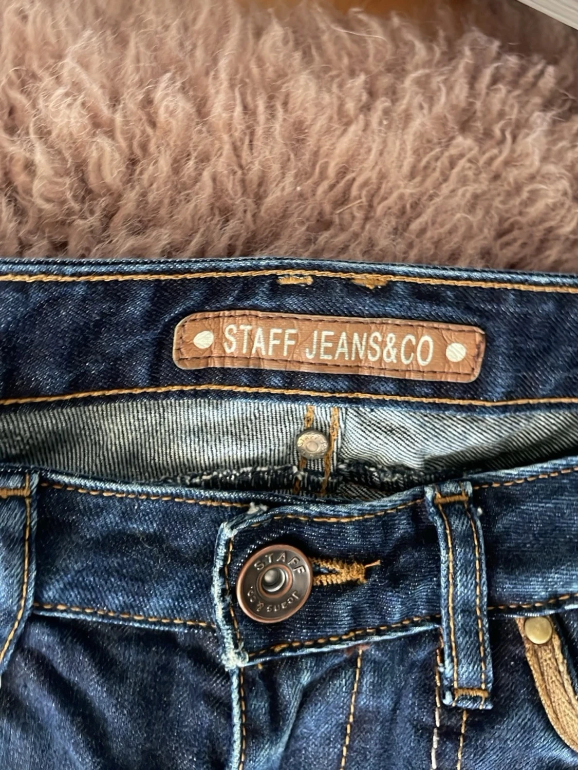 Mörkblå bootcut jeans med låg midja gjord själva  - 6