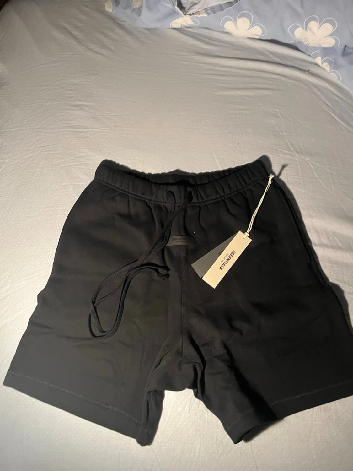 Svarta essentials shorts - 3