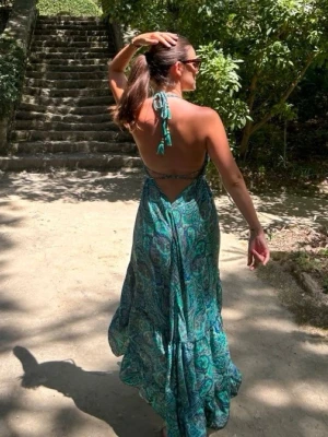 Turkos paisleymönstrad långklänning - Passar xs-s🤍