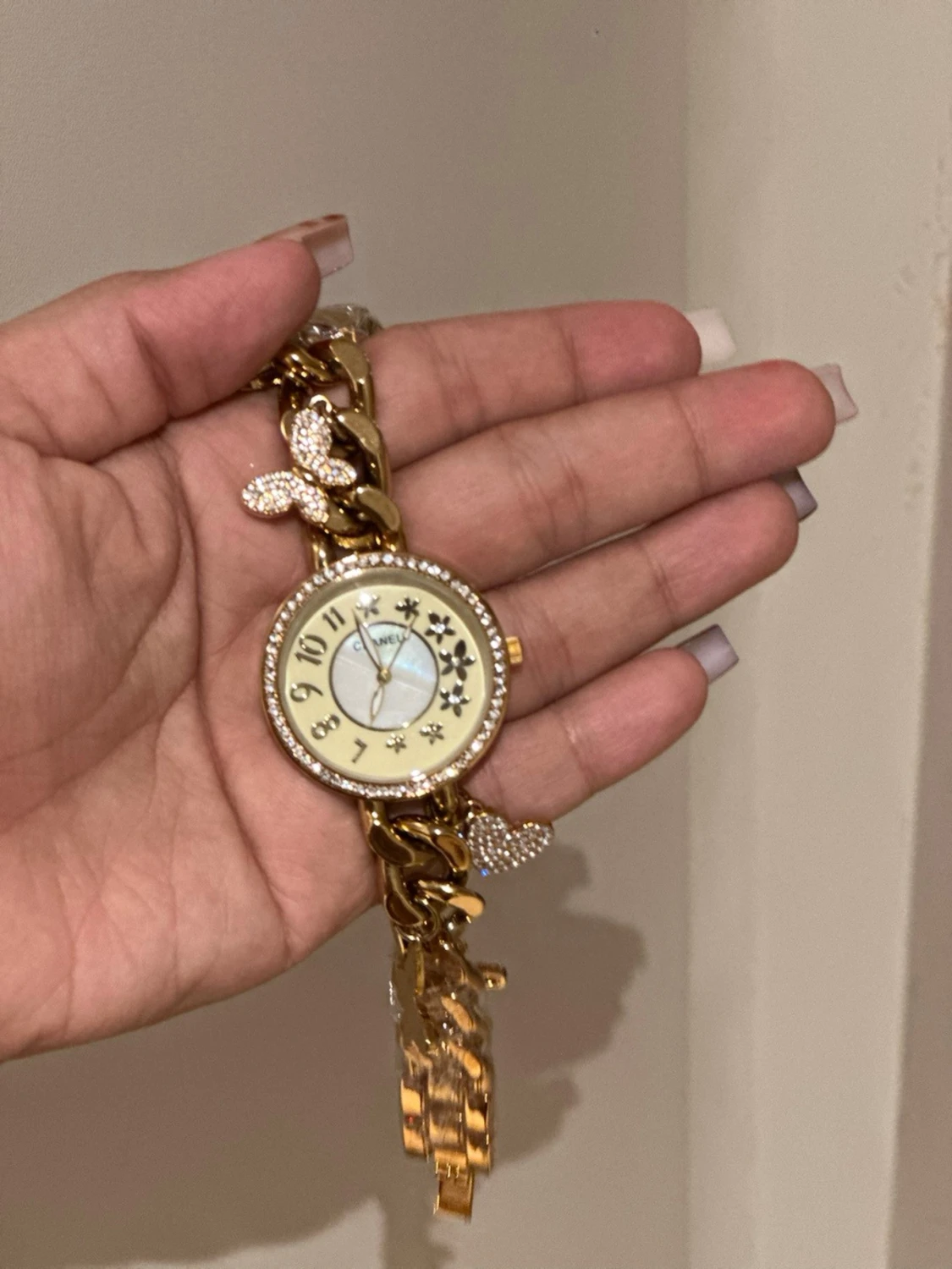 Wrist watch with tassels  - 4