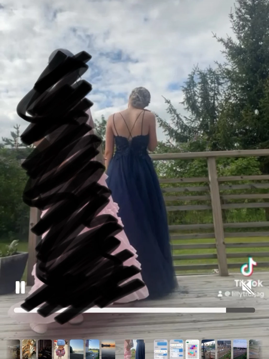 Marinblå balklänning  - 2