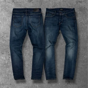Jack & Jones jeans Slim/Glenn - Säljer dessa riktigt snygga jeansen från Jack & Jones | W31 L32 | modell: Slim/Glenn | skick: 9,5/10, nästan som nya | Skriv vid minsta lilla fråga, pris kan diskuteras vid snabb affär 🤝
