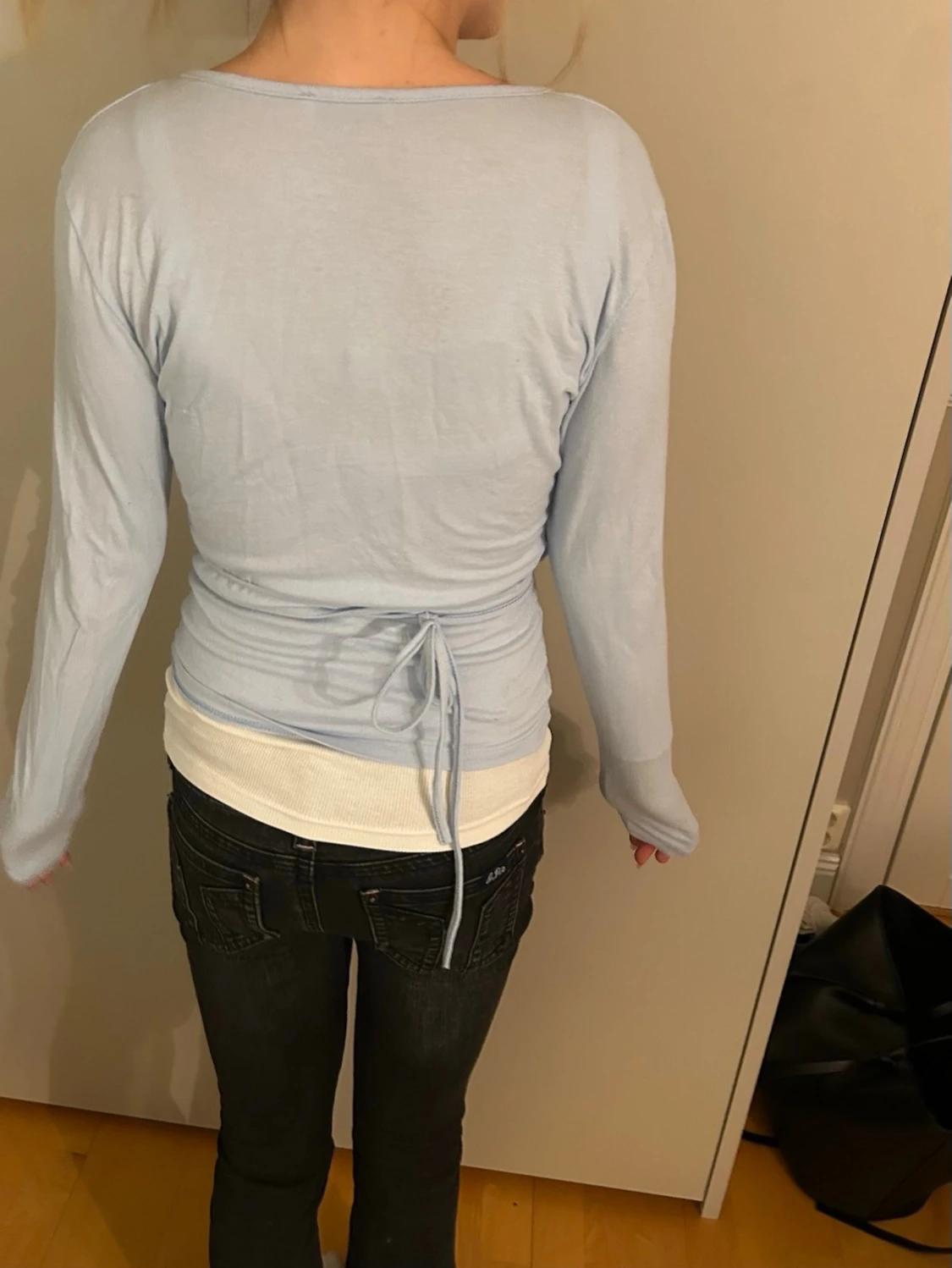 Ljusblå omlottopp - 1