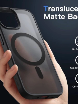 IPhone 15 Plus JETech - IPhone 15 Plus Transparant MagSafe mobilskal JETechSnyggt mobilskal från JETech med matt, genomskinlig baksida och svart ram. Skalets design har en tydlig MagSafe-ring för trådlös laddning. Tillverkat i tålig plast och passar perfekt till din iPhone. Ger ett stilrent och modernt intryck.