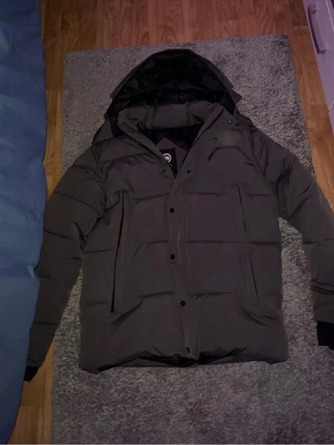 Svart dunjacka från Canada Goose