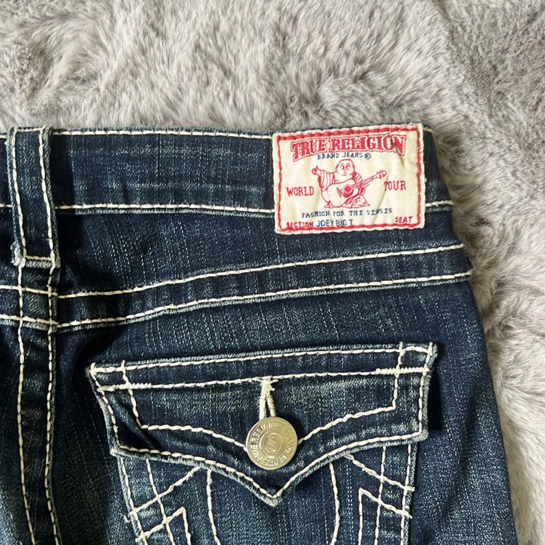True Religion(ej i butik, OBS! INTE INTRESSERAD AV BYTEN) - 2