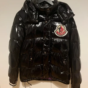 Moncler jacka - Äkta moncler x Palm angels jacka, herr modell    