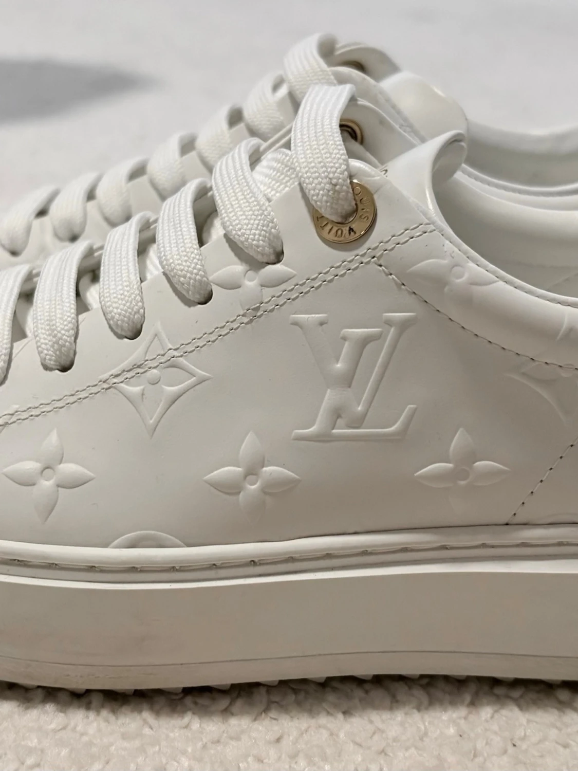 Louis Vuitton time out sneakers