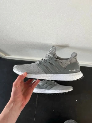 Adidas ultra boost - Adidas ultra boost, storlek 43. Endast testade! 
