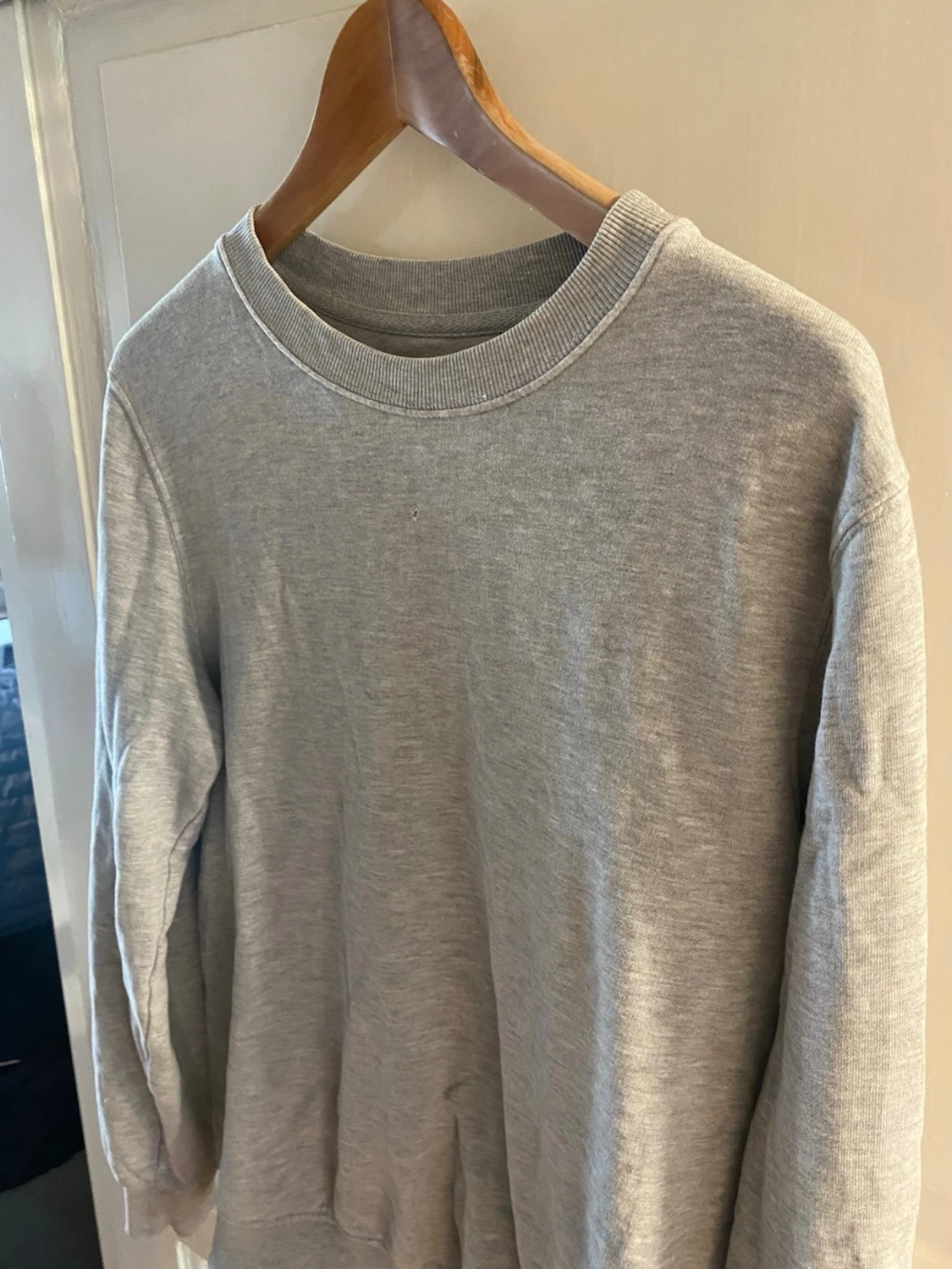 Grå basic sweatshirt