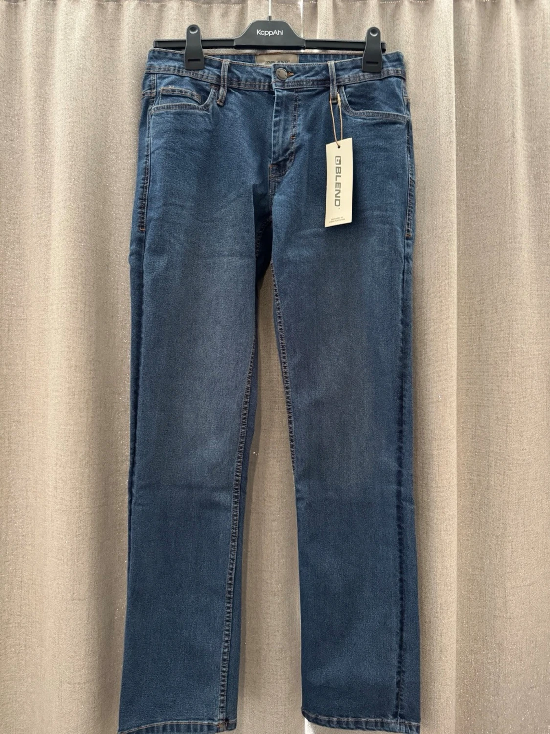 Mörkblå raka jeans Blend