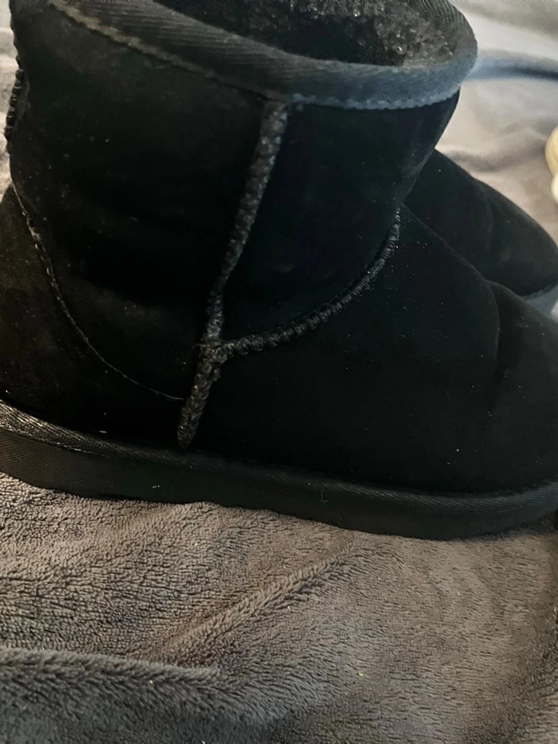 Uggs - 1