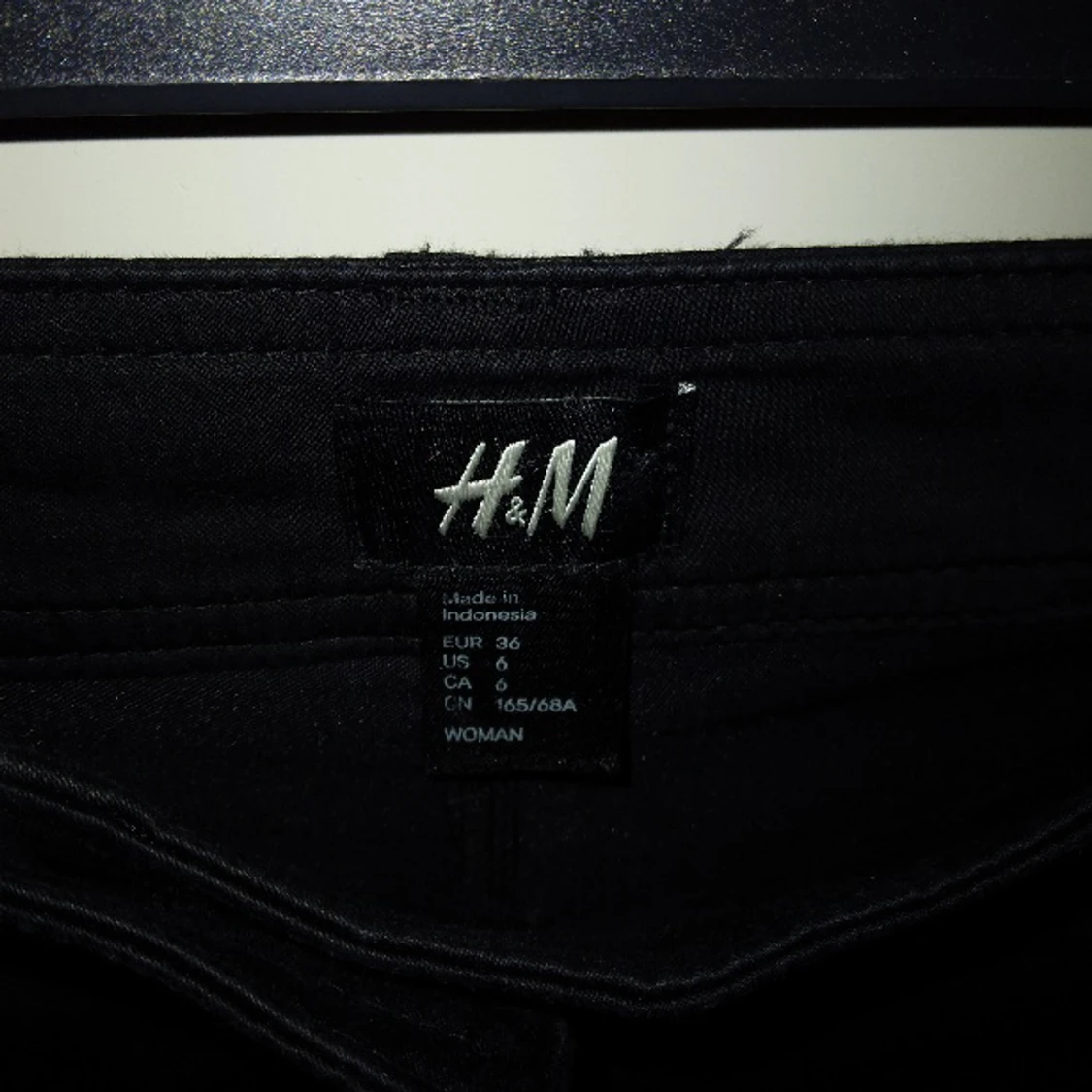 Svarta korta shorts med fickor, Strlk 36 /  XS-S.  - 2