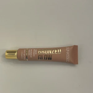 Bronzing drops - Drunk elephant bronzing drops dupe! Helt ny💓 Öppen för prisförslag❣️