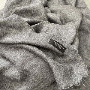 Zara scarf  - Excellent condition. Never worn. 