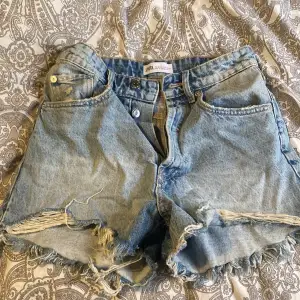 Aldrig använda as snygg jeans shorts!