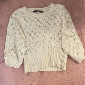 Virkad topp - Så fin virkad topp från bikbok i storlek xs