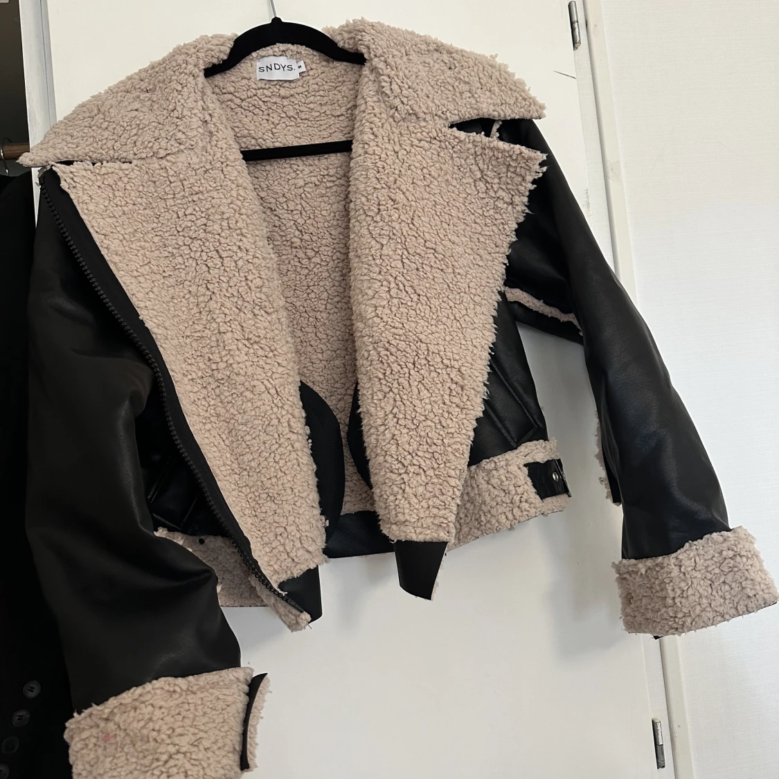 Jacka från SNDYS, small - 90