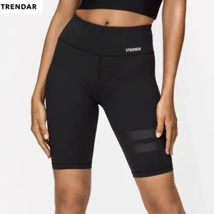 Stronger cykelbyxor - Säljer mina cykelbyxor från stronger, superfina och bekväma, säljer då dom blivit för små, använd fåtal gånger, som nya💗