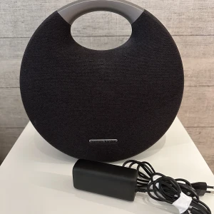 Harman/Kardon högtalare  - Jätte fint skick.  Modell: Studio 6 (svart) 